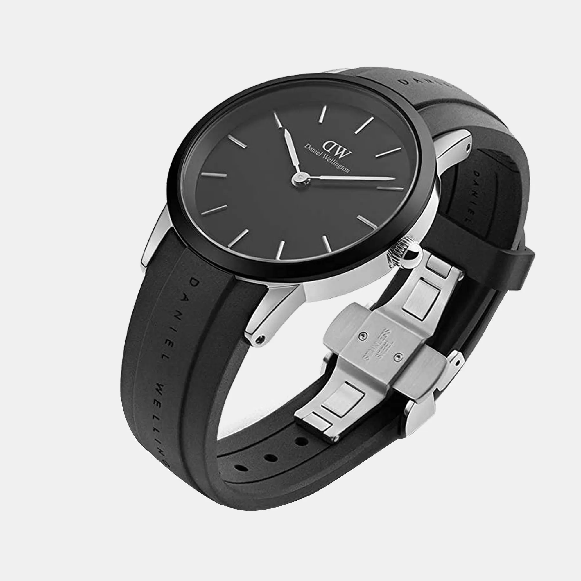 Iconic Men's Black Analog Rubber Watch DW00100436