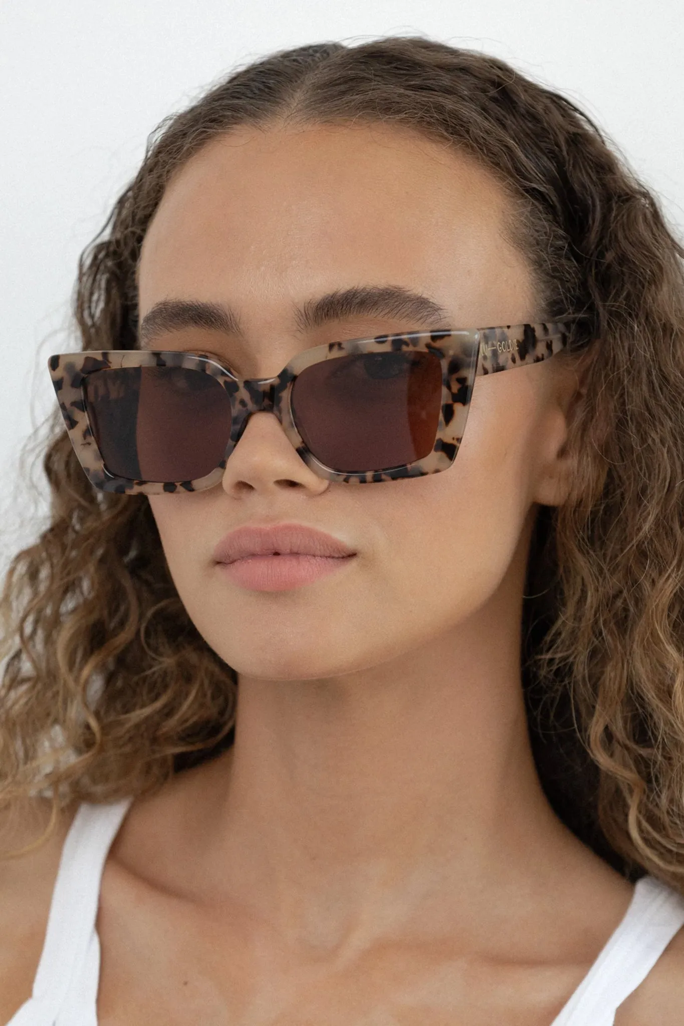Lu Goldie Lucia Sunglasses Choc Tort